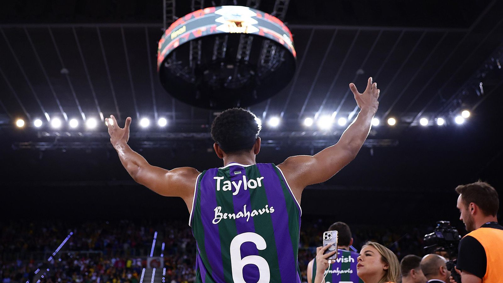 Kameron Taylor, tras ganar la Copa.