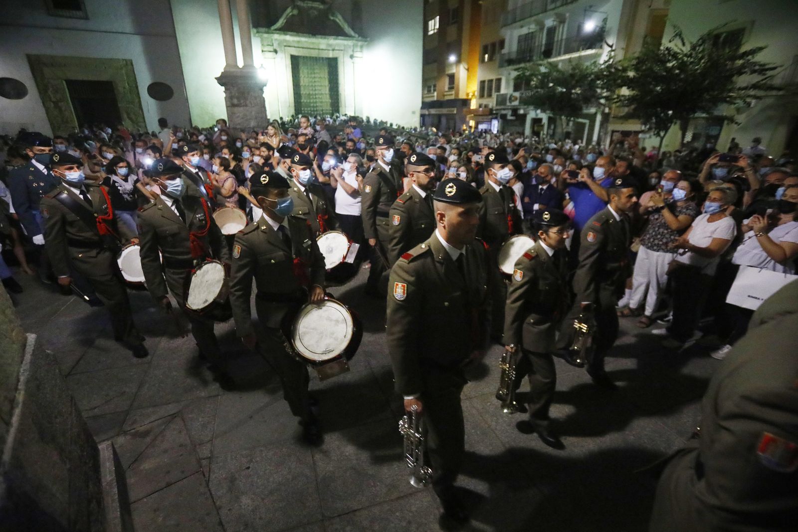 La retreta militar en Córdoba, en fotografías
