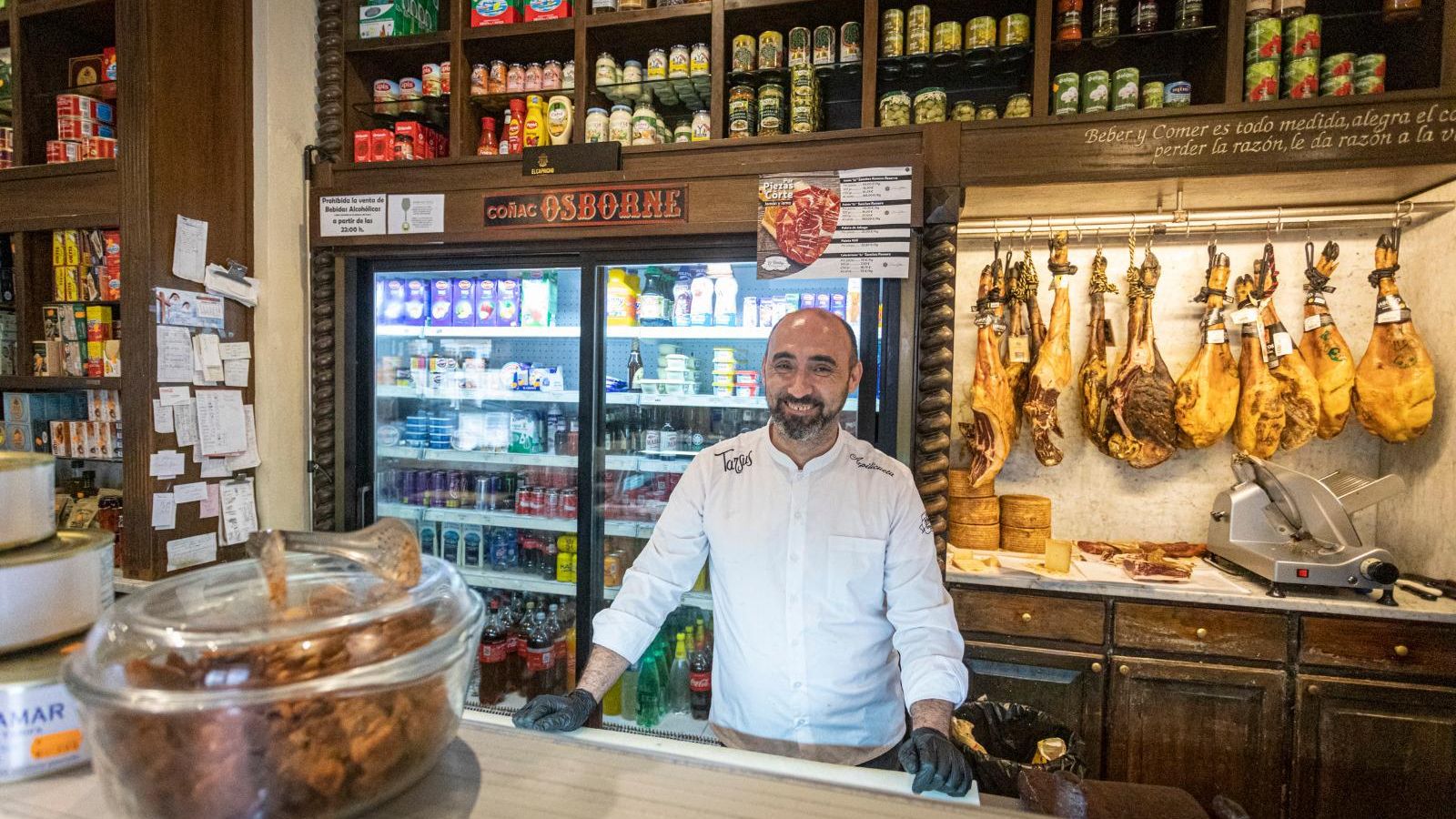 Daniel Rodríguez, empleado del Almacén Veedor.