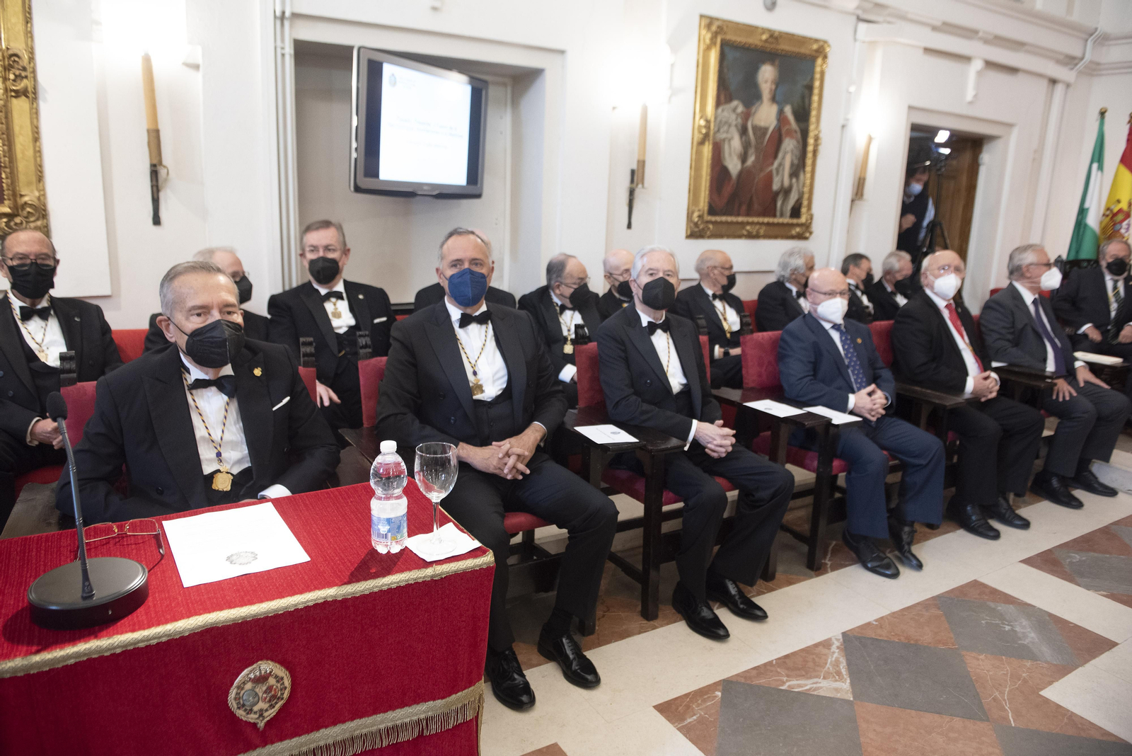 El doctor Francisco Trujillo ingresa en la Real Academia de Medicina de Sevilla