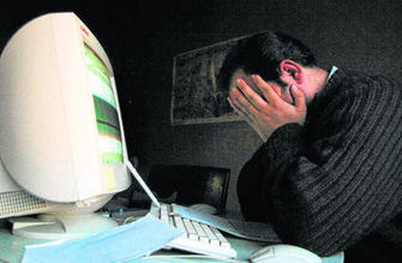 Visión borrosa o cansancio en los ojo, entre los síntomas.