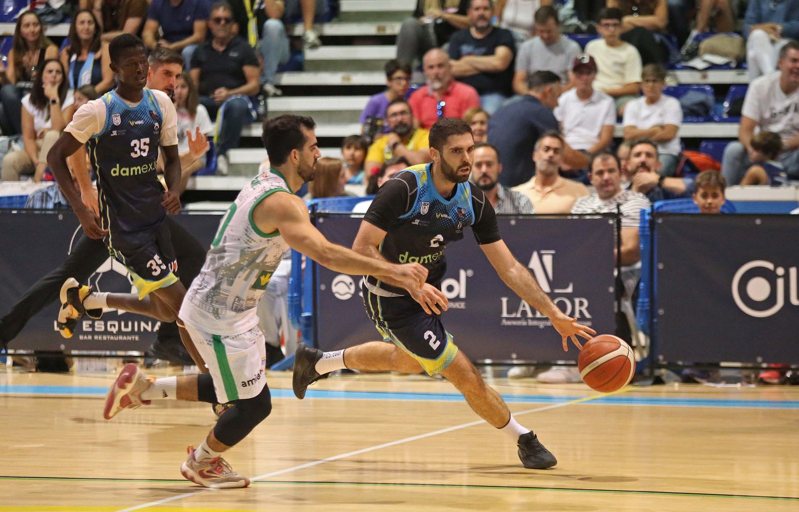 Las mejores fotos del UDEA - Albacete Basket