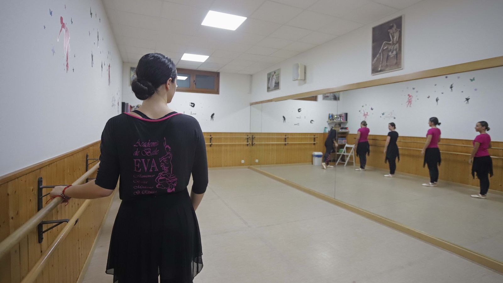 Fotos de la Academia de Baile Eva en La Línea