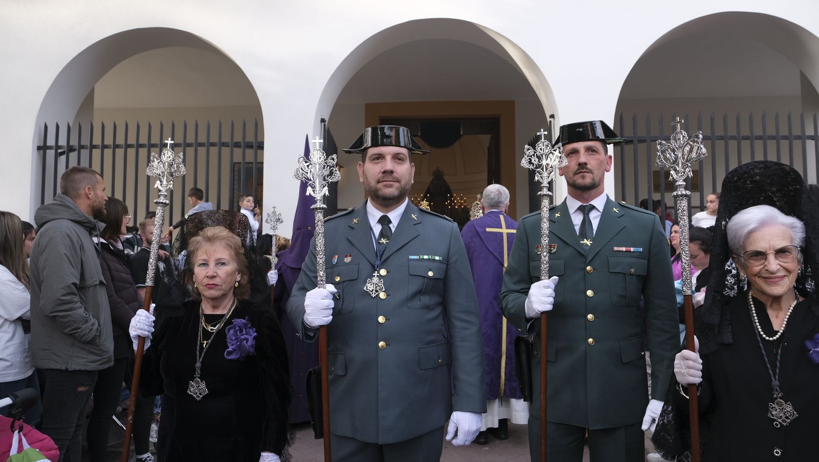La procesión del Encuentro por las calles de Almería, en imágenes
