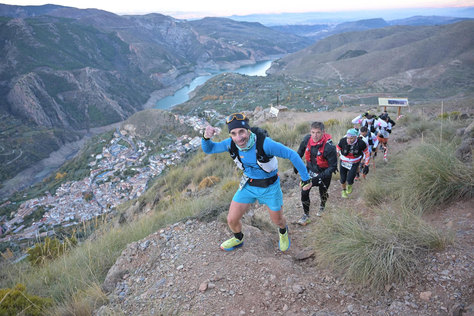 Unos corredores durante la prueba.