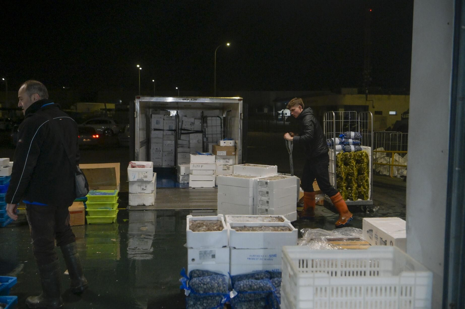 Todas las imágenes del kilómetro 0  de las cenas de Navidad en Granada