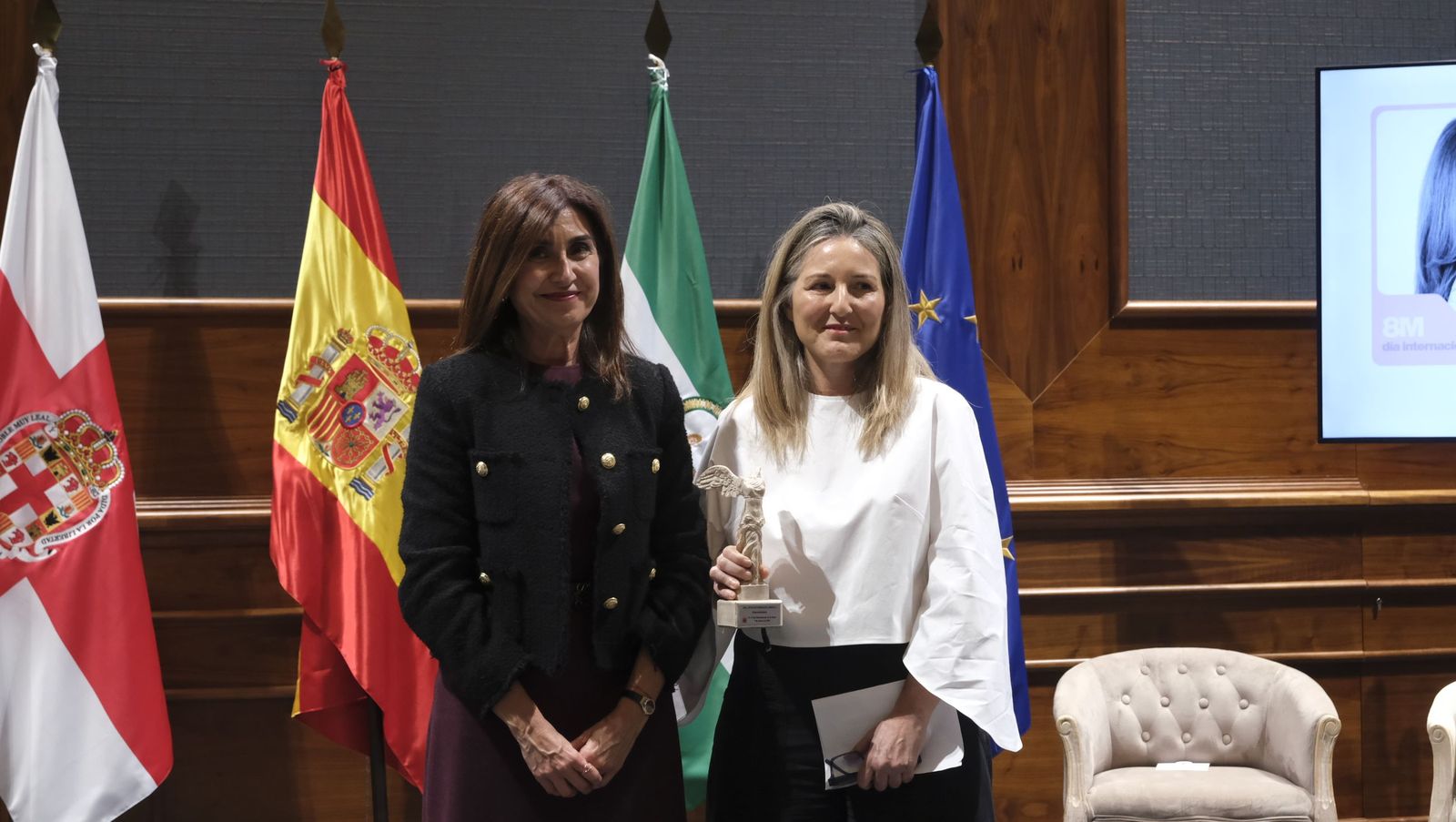 Entrega de los galardones por el Día Internacional de la Mujer, en imágenes