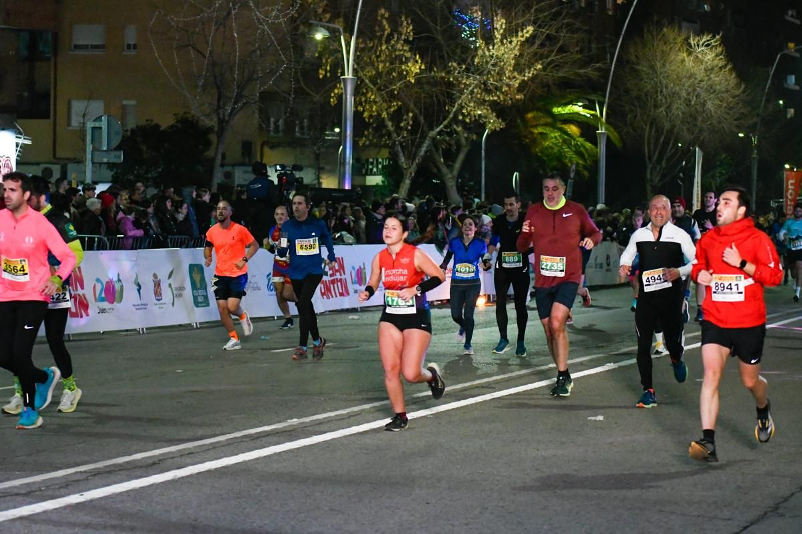 En imágenes: búscate en tu llegada a meta de la Carrera de San Antón 2025 (6)