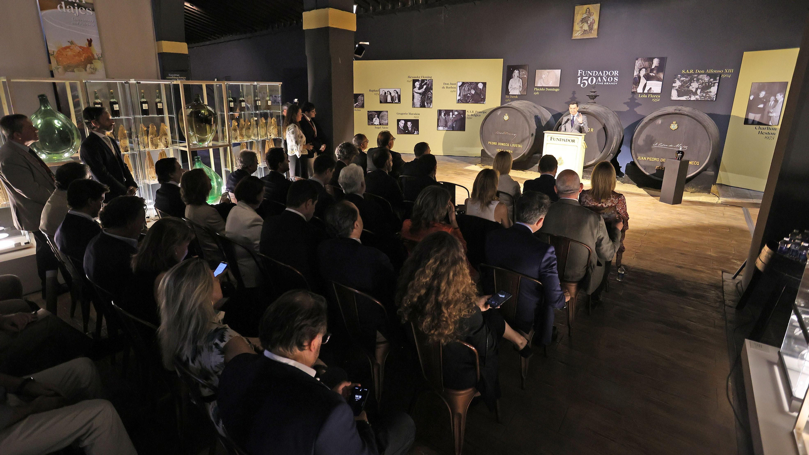 Juanma Moreno en la celebración del 150 aniversario de Fundador