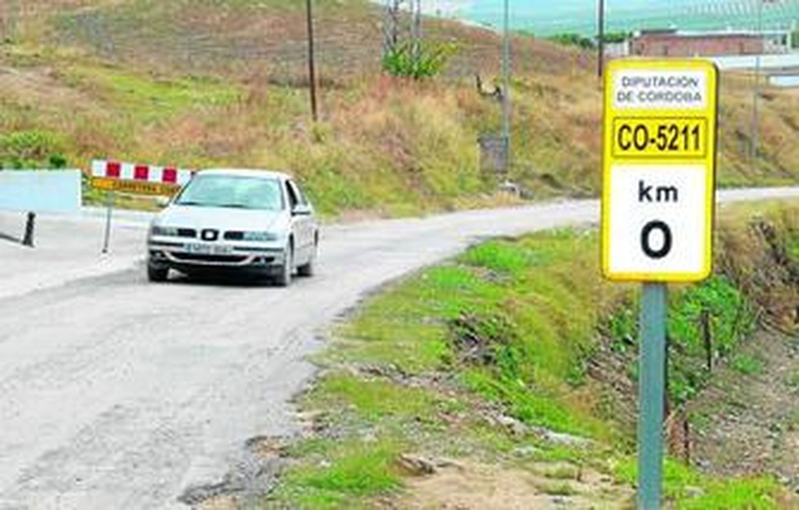 Las carreteras CO-5212 y CO-5211 son las que más daños han sufrido de la red provincial.