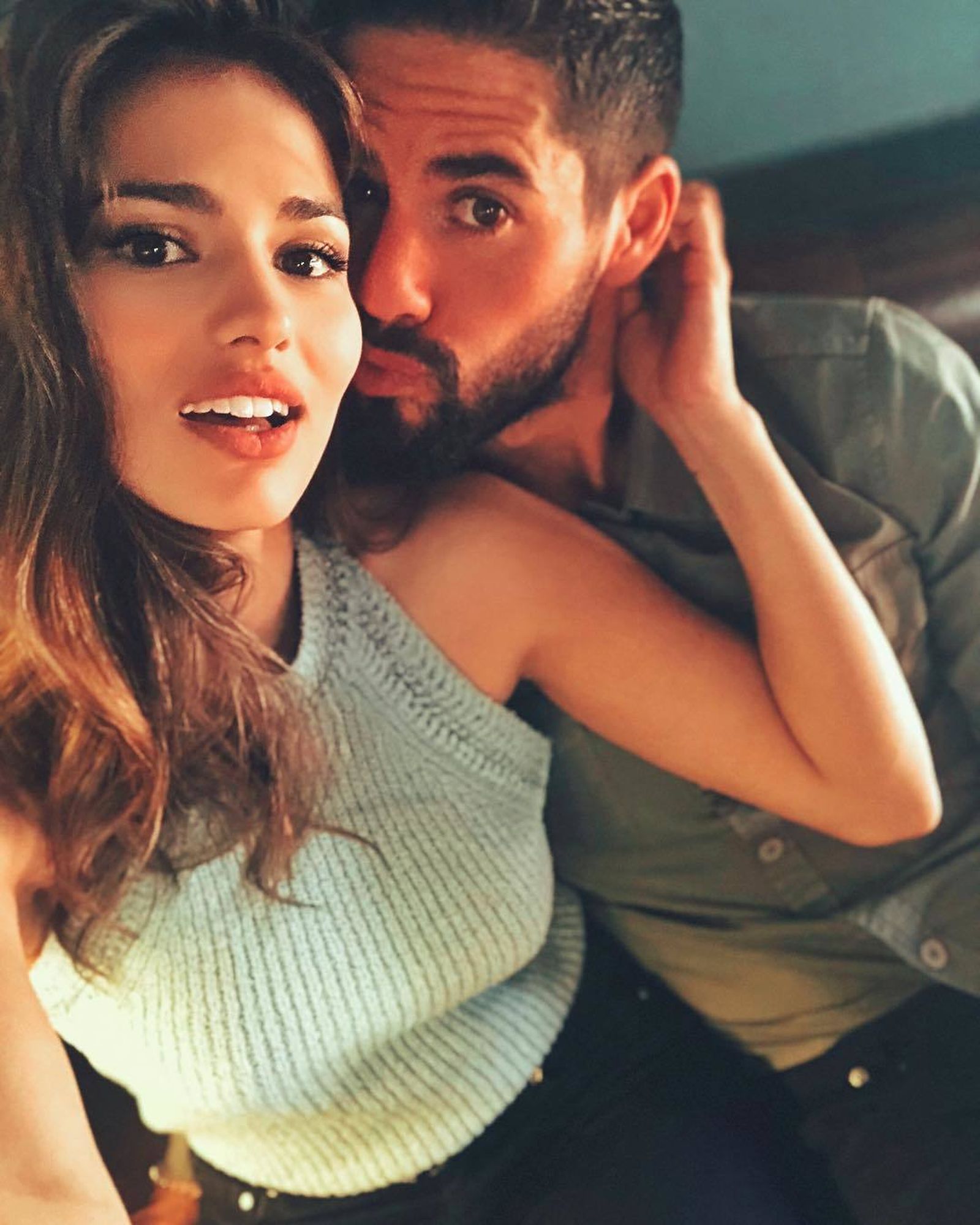 Isco y Sara Sálamo | La actriz canaria, que debutó en la serie Arrayán, es conocida en las redes por ser activista vegana, animalista y feminista.