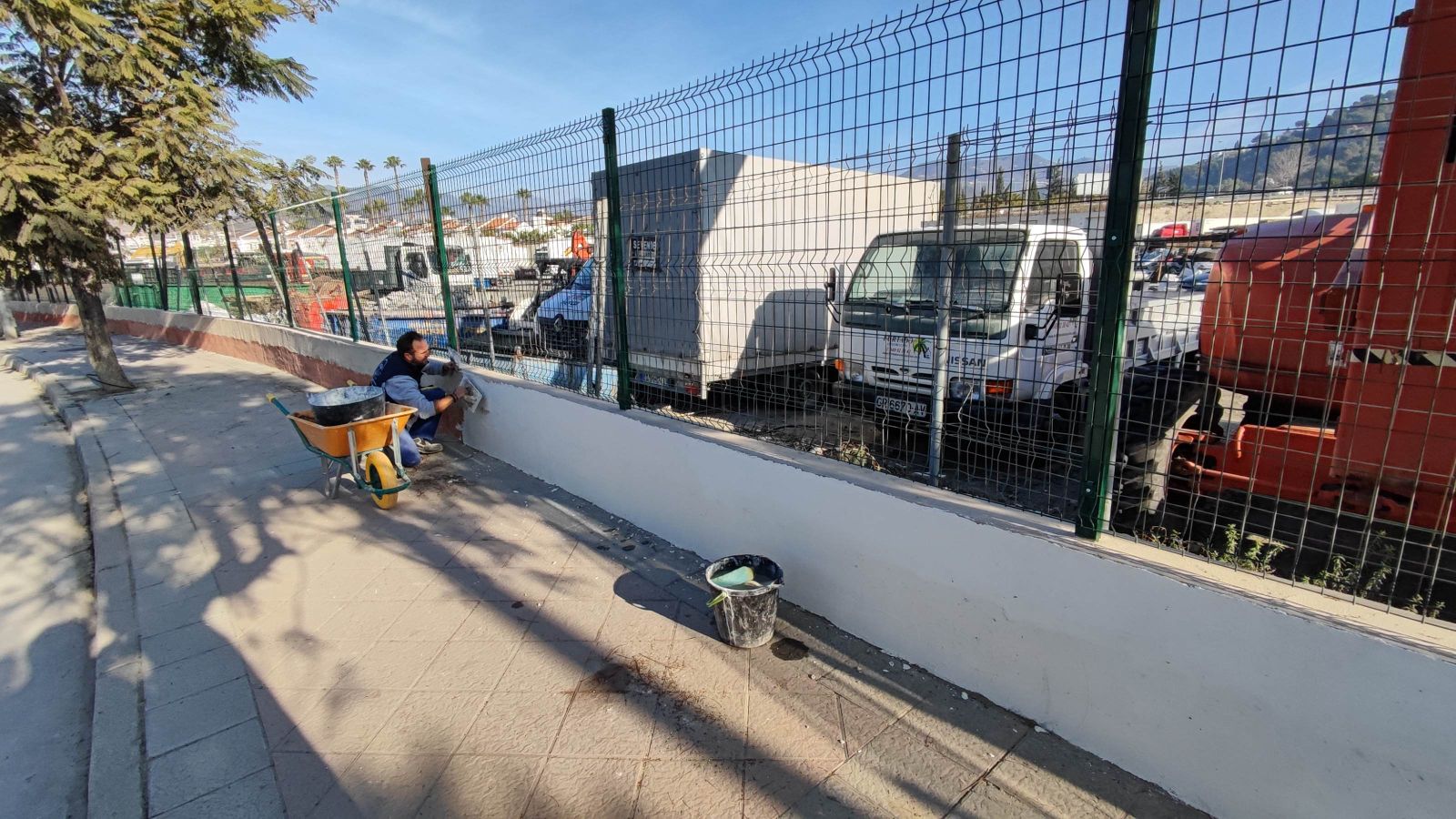 Costa de Granada: Almuñécar realiza mejoras en una parcela junto a la nacional 340