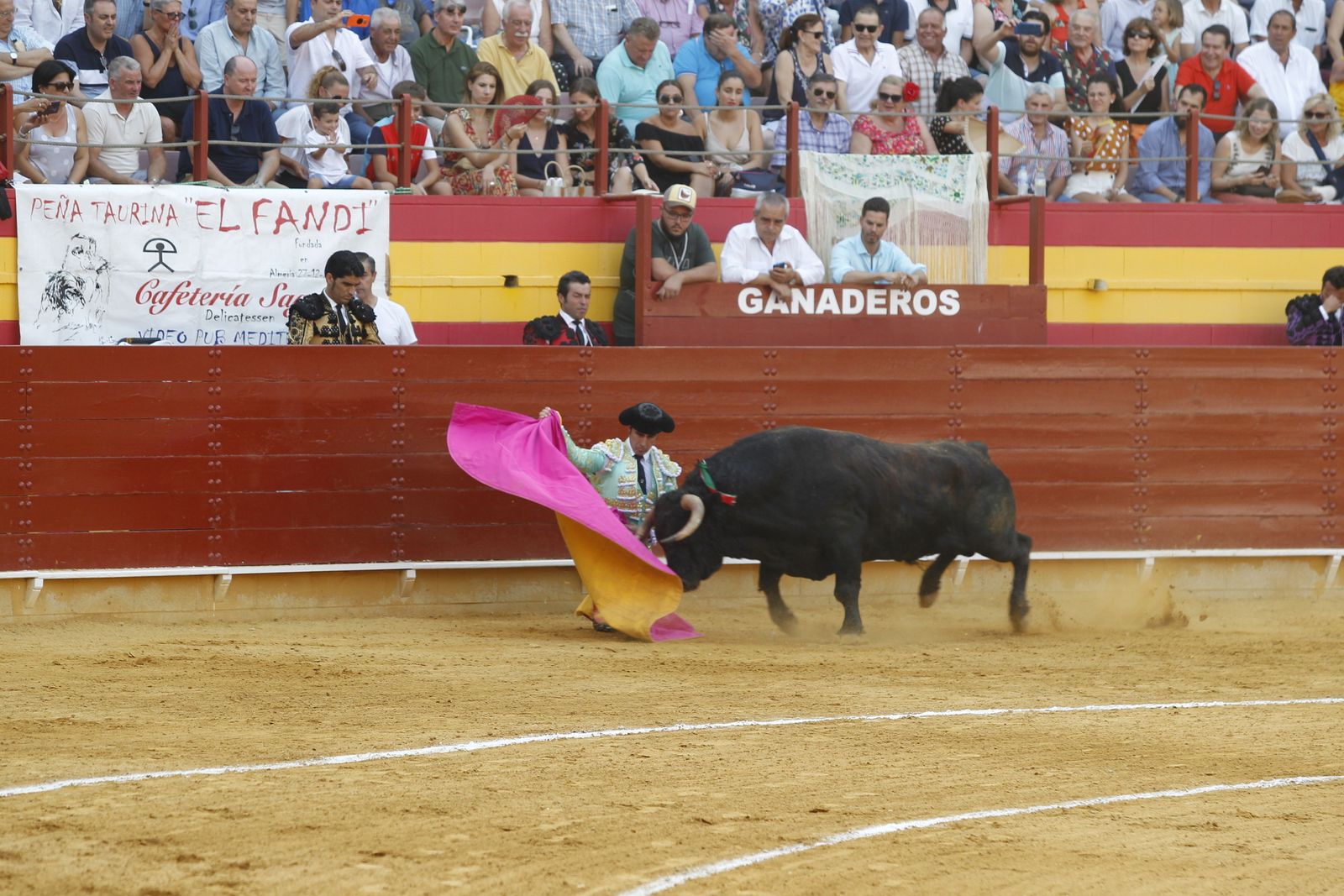 Fotogalería corrida de toros Roquetas de Mar. El Fandi, Castella, Cayetano.