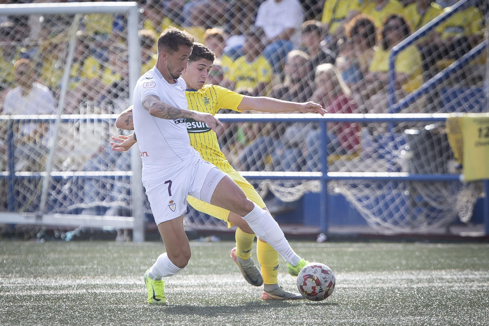 Las mejores imágenes del partido de ida entre CD Huétor Tájar y Real Jaén