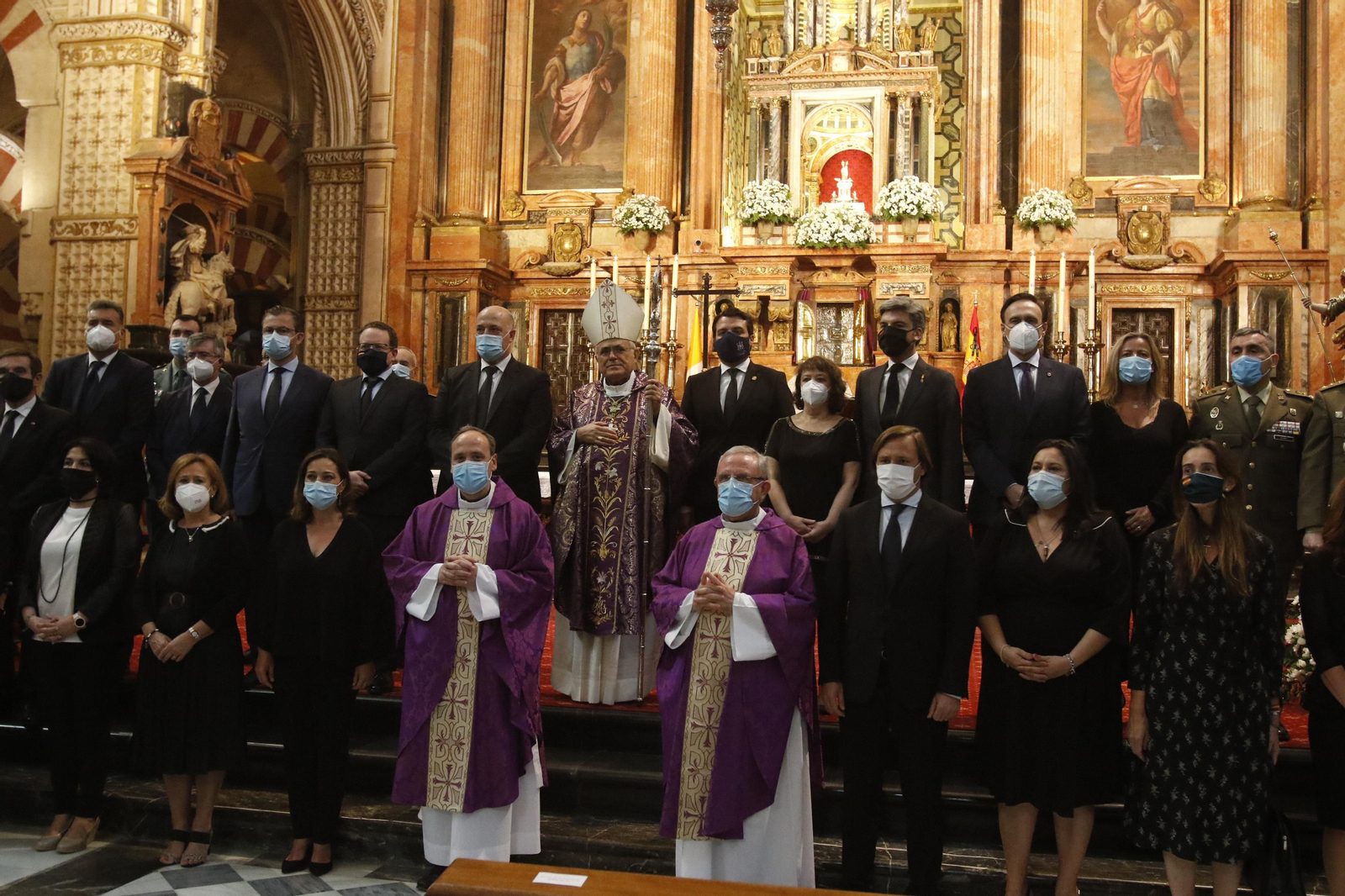 Las fotos del funeral por las víctimas del covid-19 en Córdoba