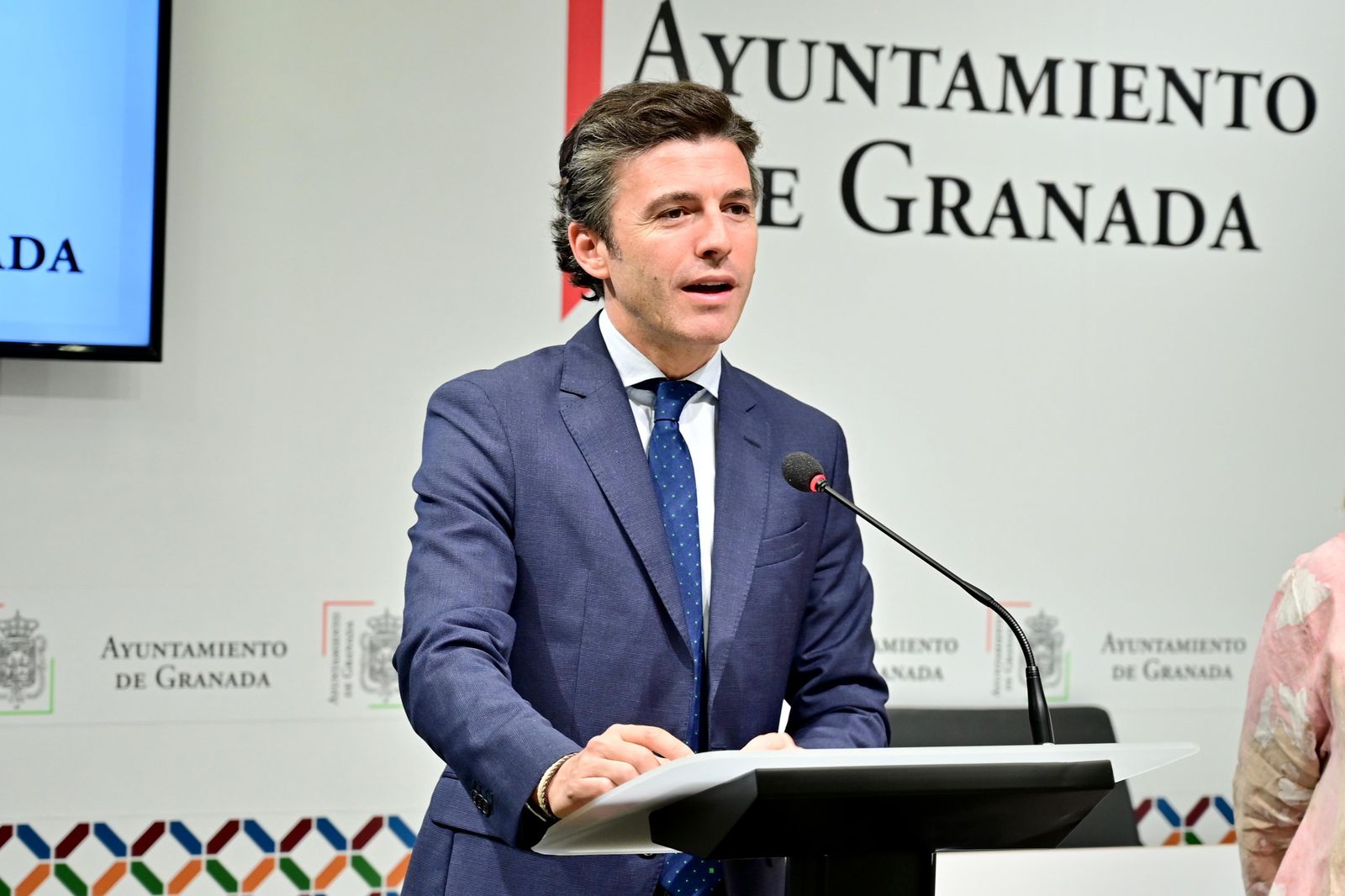 El PP asume "errores en el pasado" y pide respetar la presunción de inocencia tras el archivo de la causa de Paco Cuenca