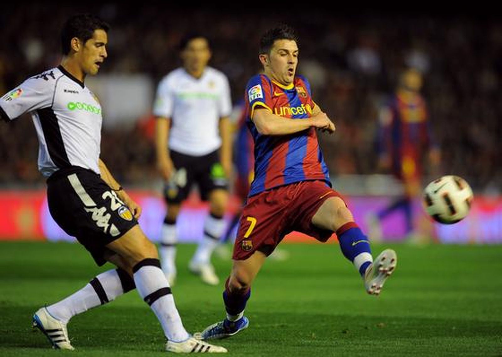 El Barcelona consigue una trabajada victoria en Mestalla.

Foto: AFP/ Reuters