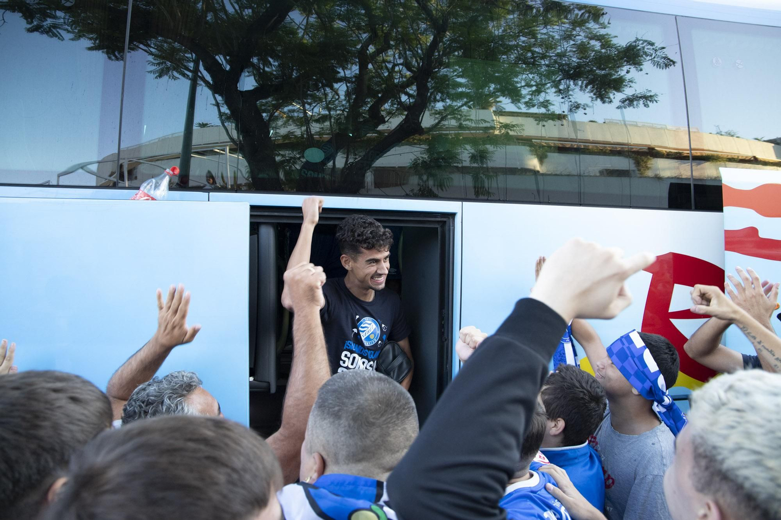 Así ha recibido la afición del Xerez DFC al equipo tras el ascenso