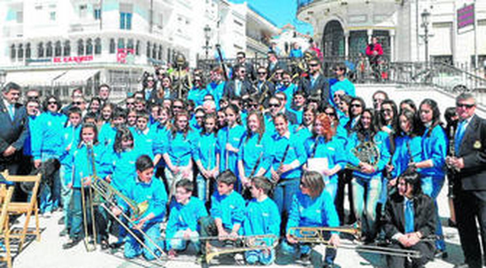 Las bandas participantes deleitaron a los asistentes con varios temas.