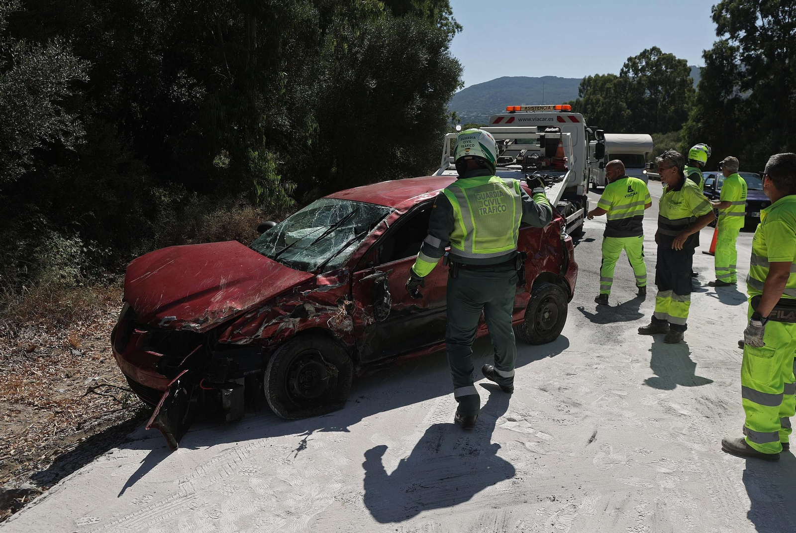 Fotos de la colisión múltiple en la N340 a la altura de El Bujeo Fotos de la colisión múltiple en la N340 a la altura de El Bujeo