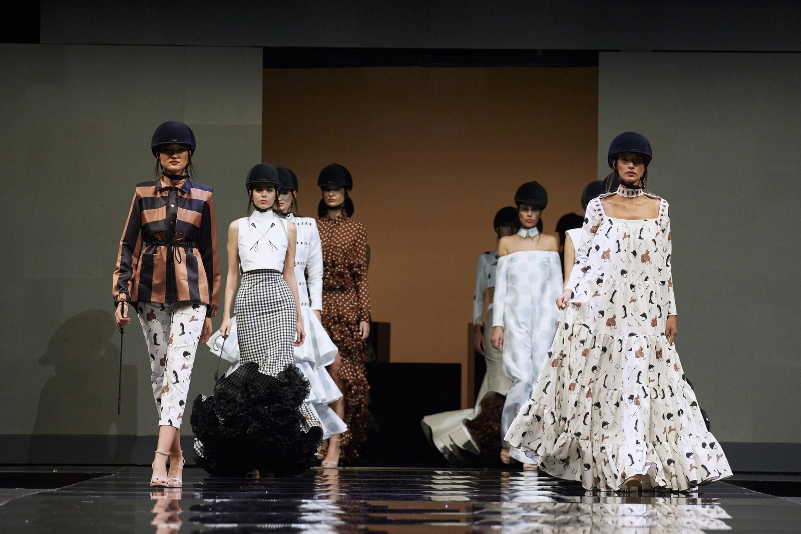 El desfile de José Raposo en SIMOF 2025, todas las fotos