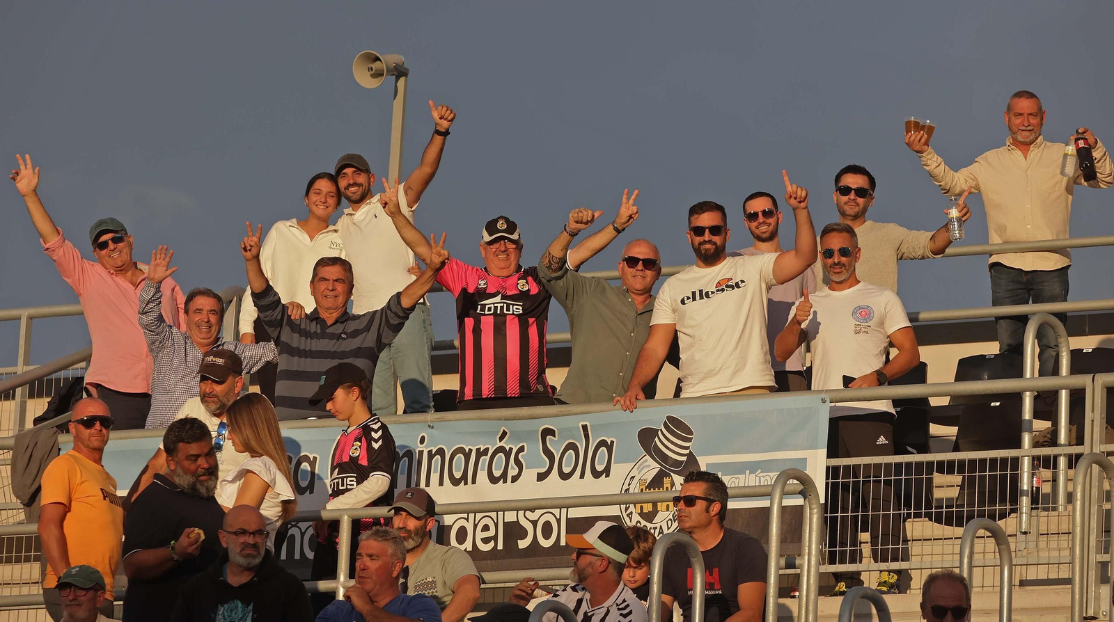 Búscate en el Ciudad de La Línea durante el Balona - Torremolinos