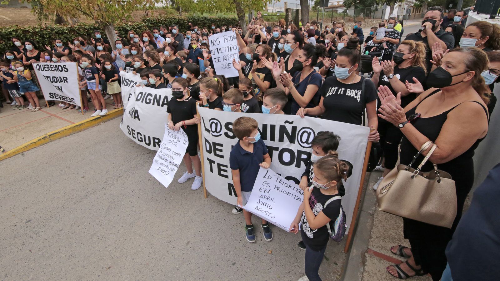 Irene Garcia visita el CEIP Guadalete de El Torno
