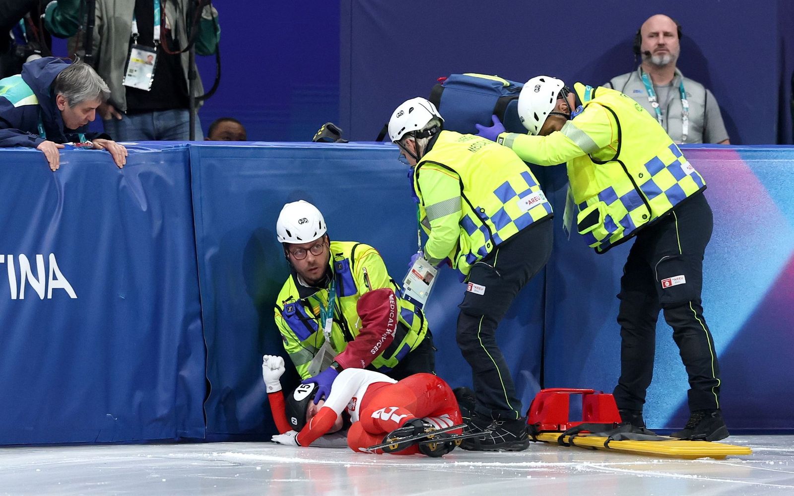 La patinadora Kamila Sellier, tras su accidente en la prueba de Short Track
