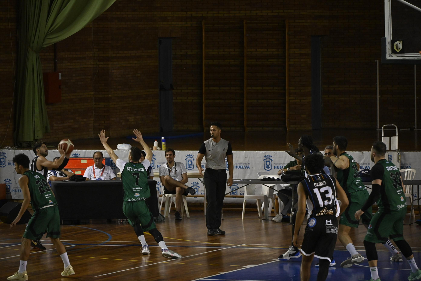 2 Jornada de la fase final de ascensos a LEB Plata entre el Huelva Comercio y el Ucoga Seguros Chantada