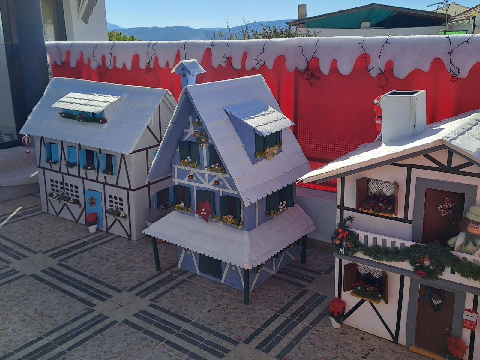 En imágenes: ¡Bienvenidos al mundo fantástico por Navidad de Las Pedrizas!