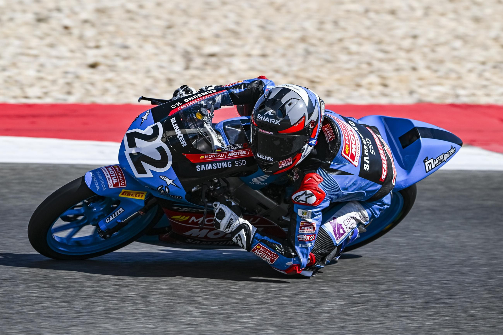 Dos toques privaron al villariego Jesús Torres de subir al podio en Jerez.