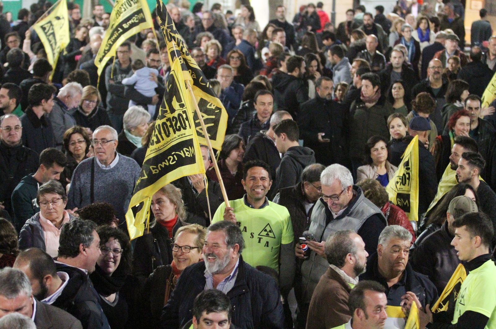 Imágenes de la manifestación contra los Fosfoyesos
