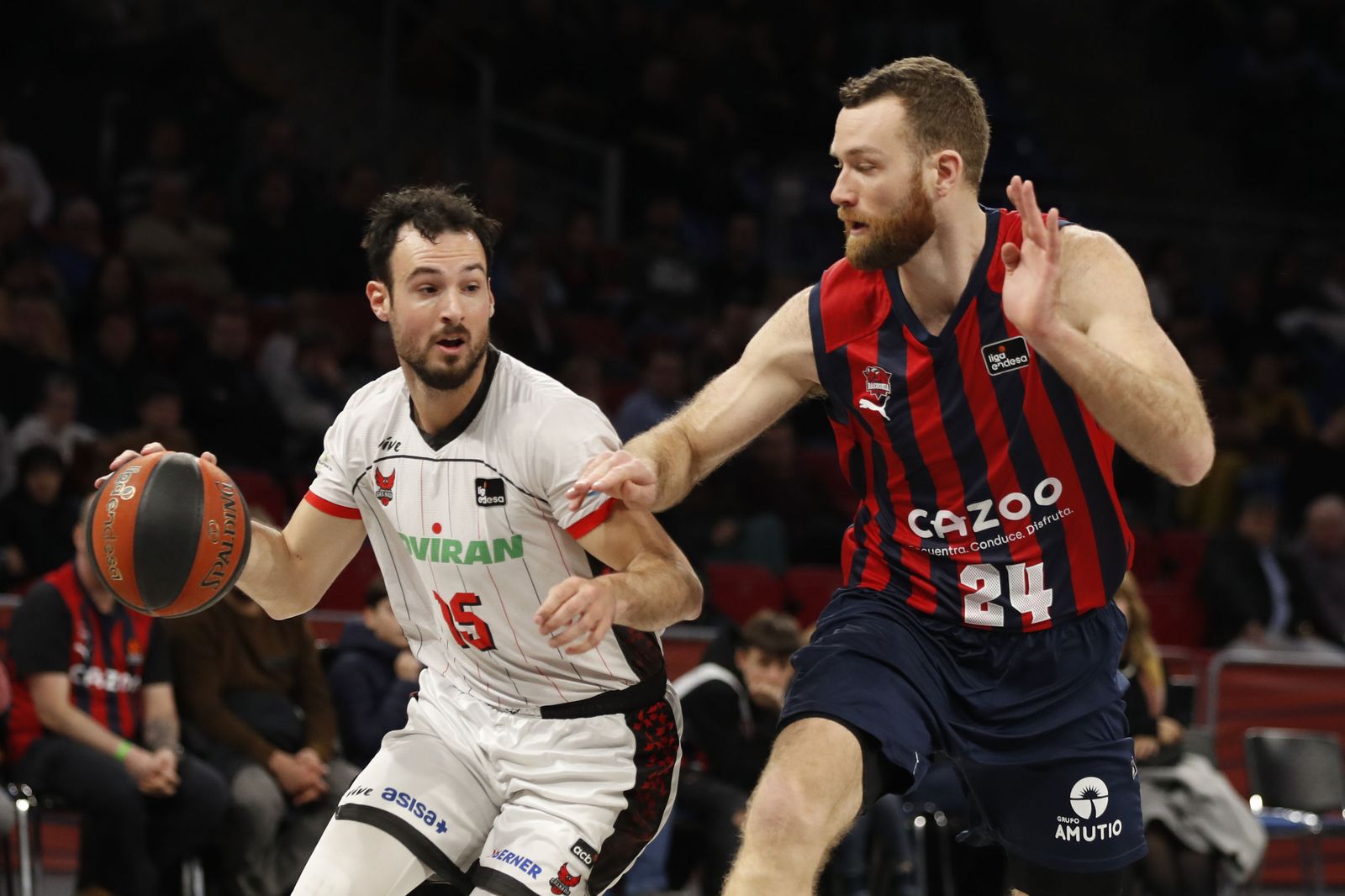 Lluís Costa fue descalificado junto a Dani Díez en Vitoria.