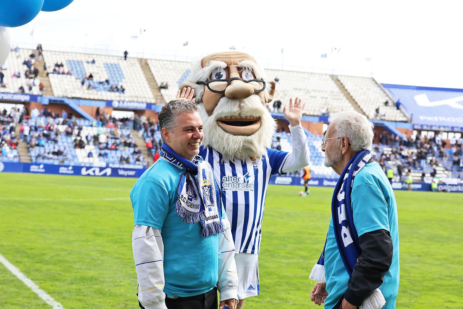 Ambiente en las gradas del Recreativo de Huelva vs AD Ceuta FC
