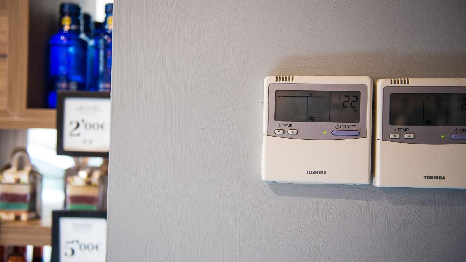 Un local que ha mantenido el  aire a 22 grados, en vez de subirlo a 27