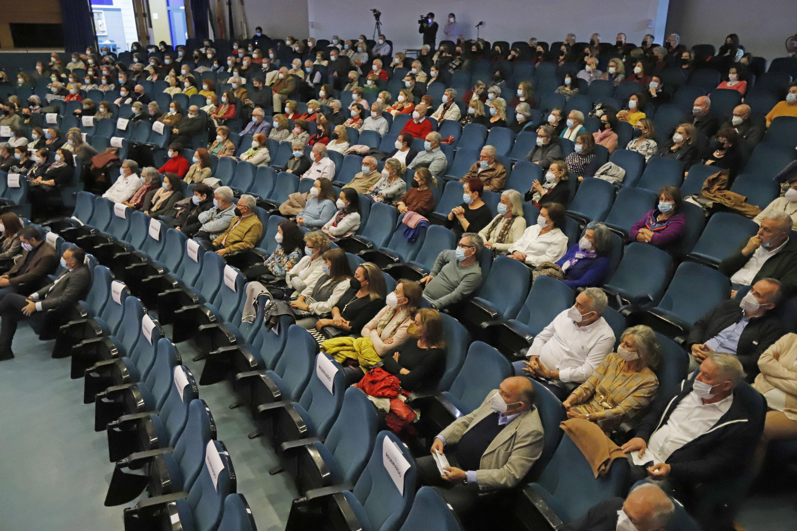 Imágenes de la inauguración del Aula de la Experiencia de la Universidad de Huelva