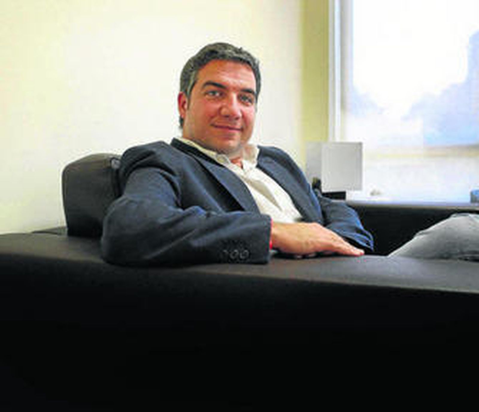 Bendodo, ayer, en su despacho en la sede provincial del PP en Málaga.