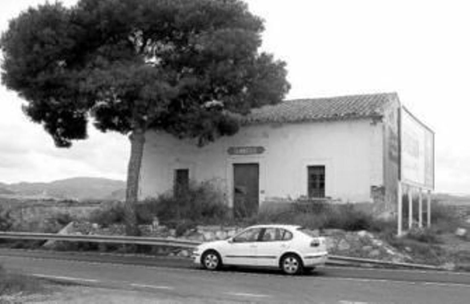 Casilla de los peones camineros en el límite entre los municipios de Vera y Antas.