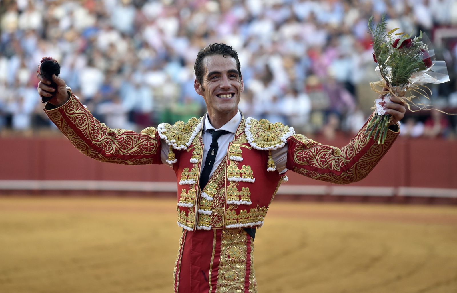 La 14ª de abono en la Real Maestranza de Sevilla, en imágenes