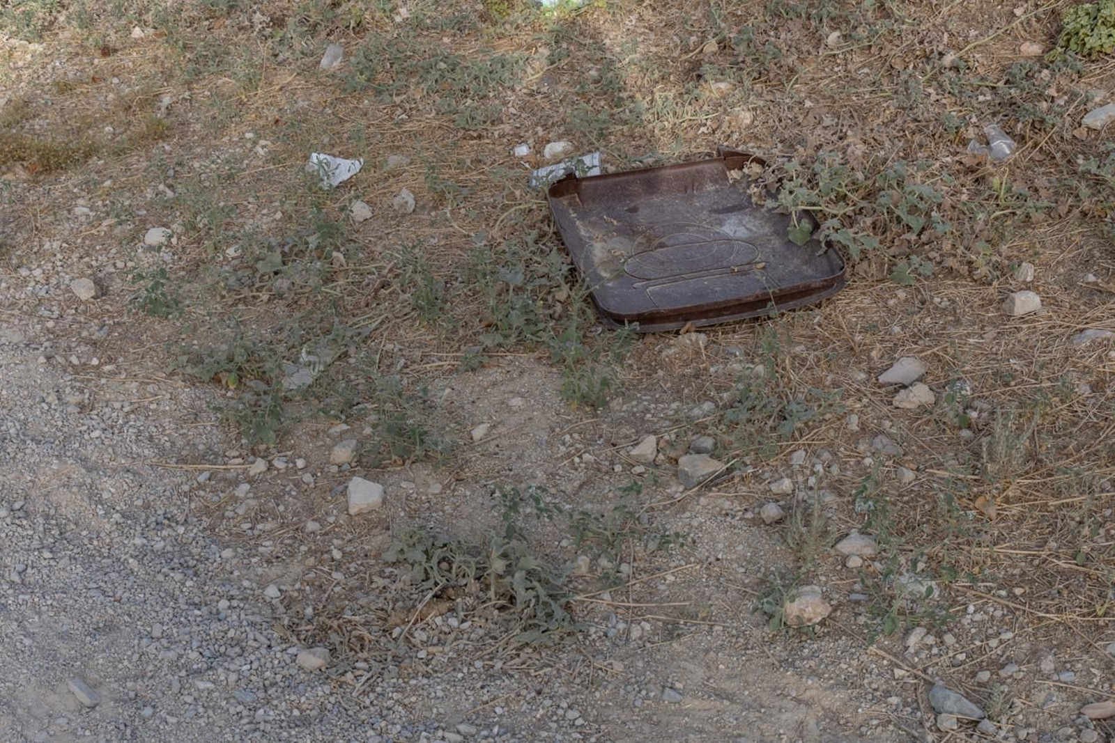 Estado de abandono del parque del Cerro de las Canteras