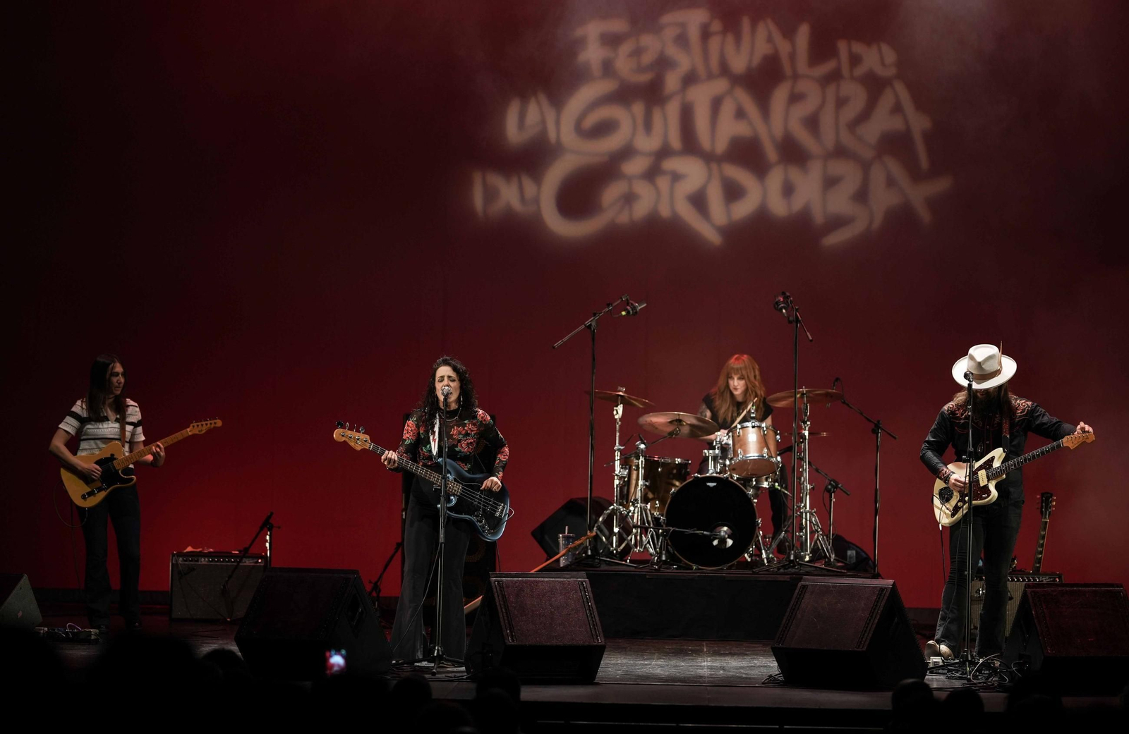 La banda de Danielle Nicole a su paso, el pasado domingo, por el 44º Festival de la Guitarra de Córdoba