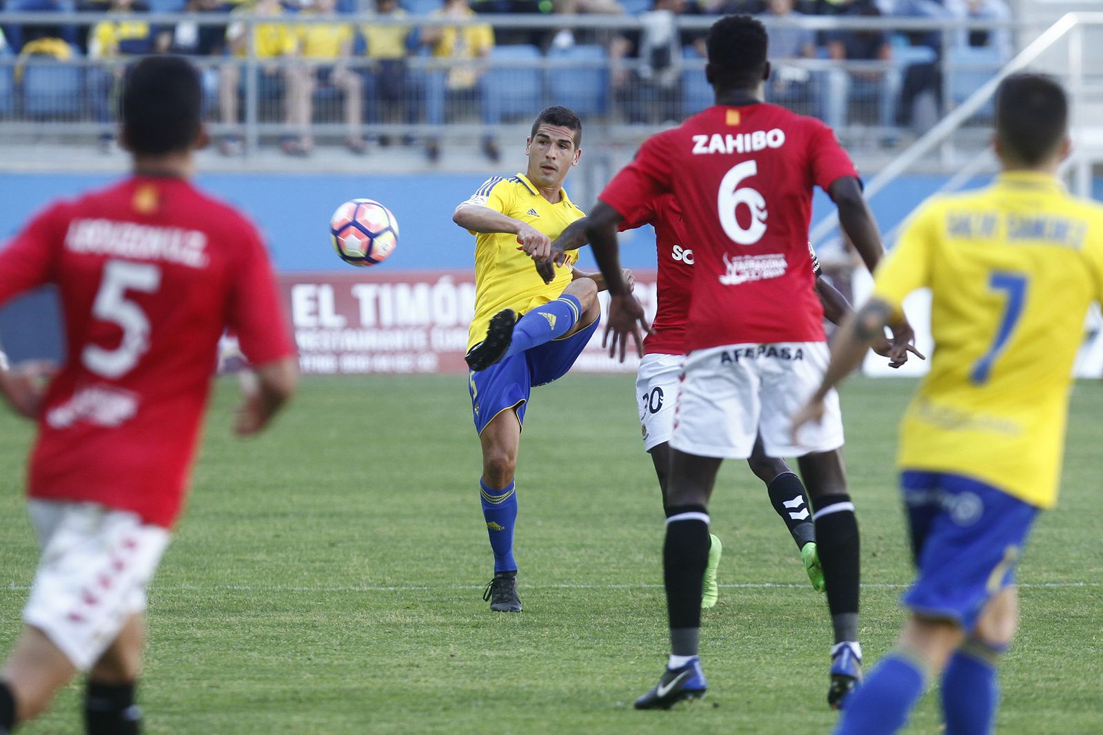 Las imágenes del Cádiz-Nástic