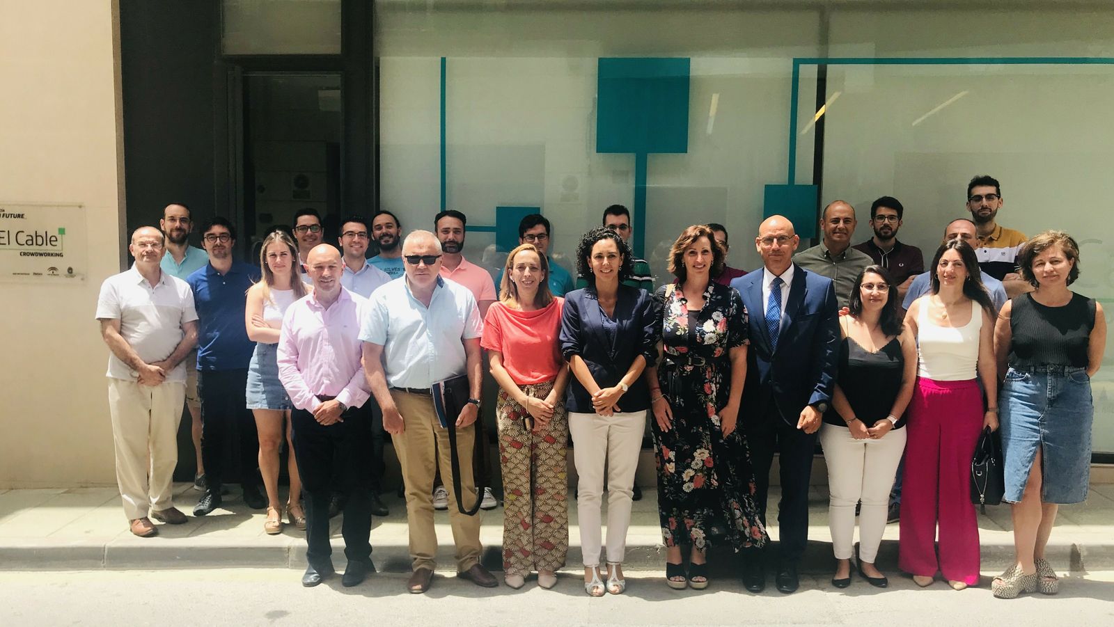 Visita de la directora general de Economía Digital a El Cable AOF.