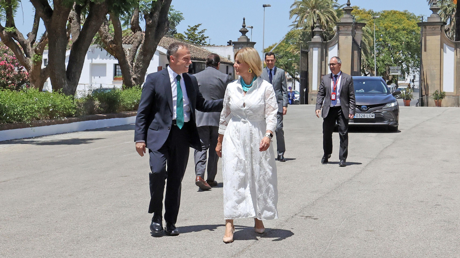 Juanma Moreno en la celebración del 150 aniversario de Fundador