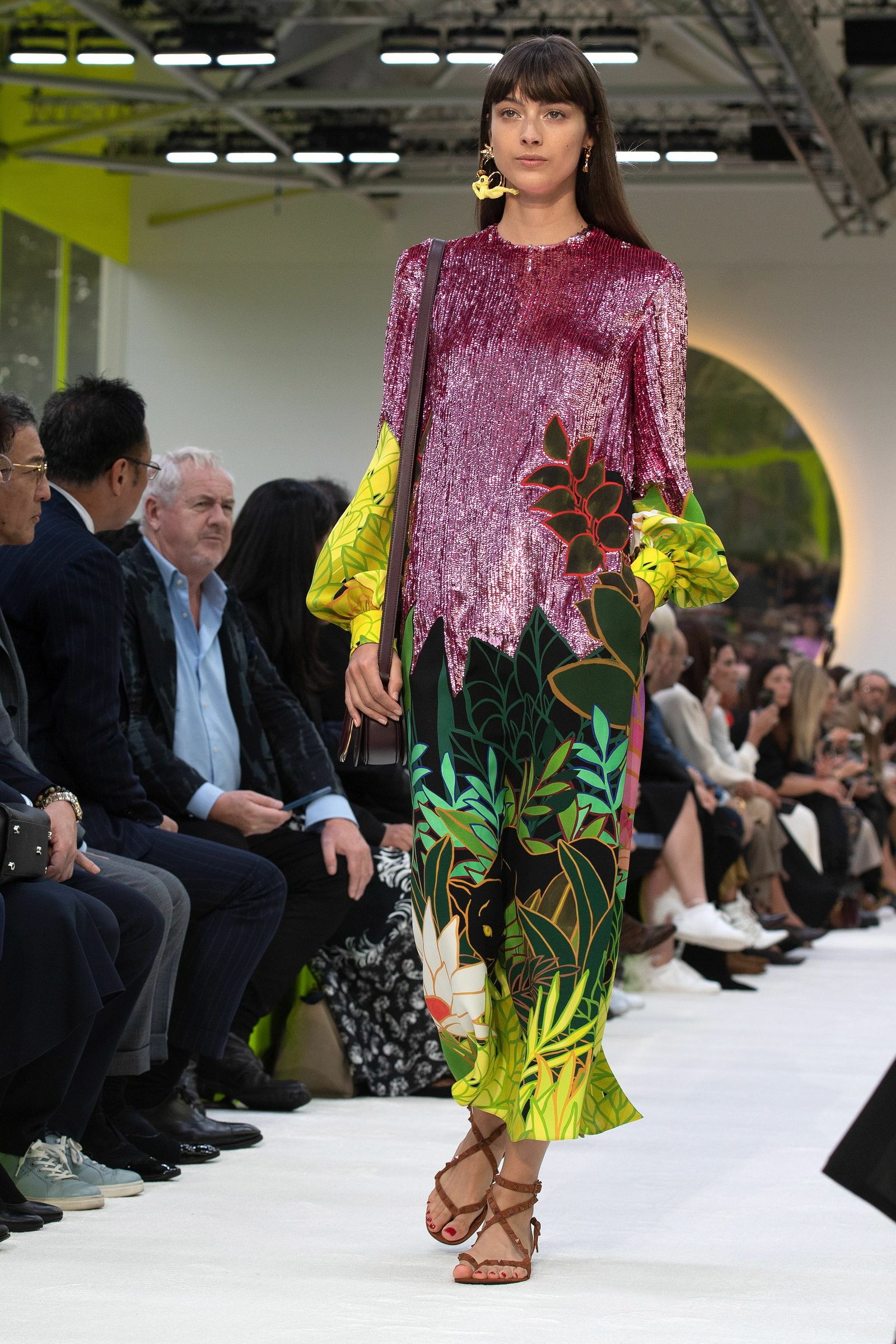 Vestido estampado firmado por Valentino.