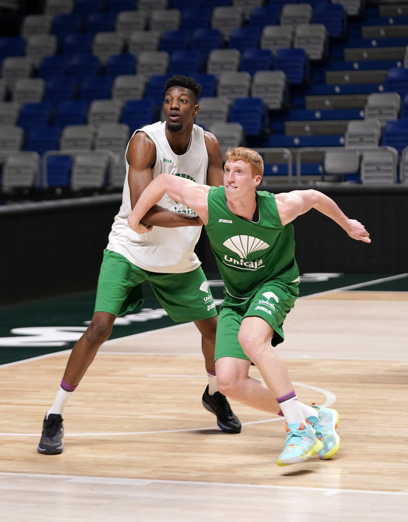 Yankuba Sima ya viste de verde