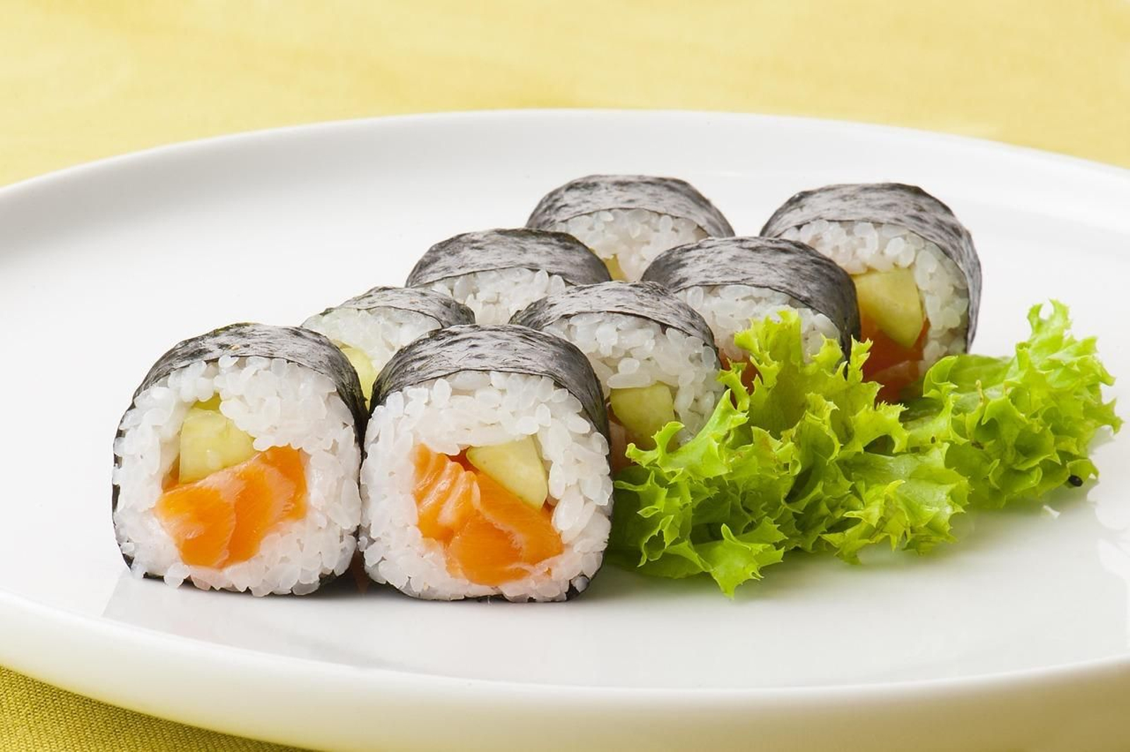 Piezas de sushi.