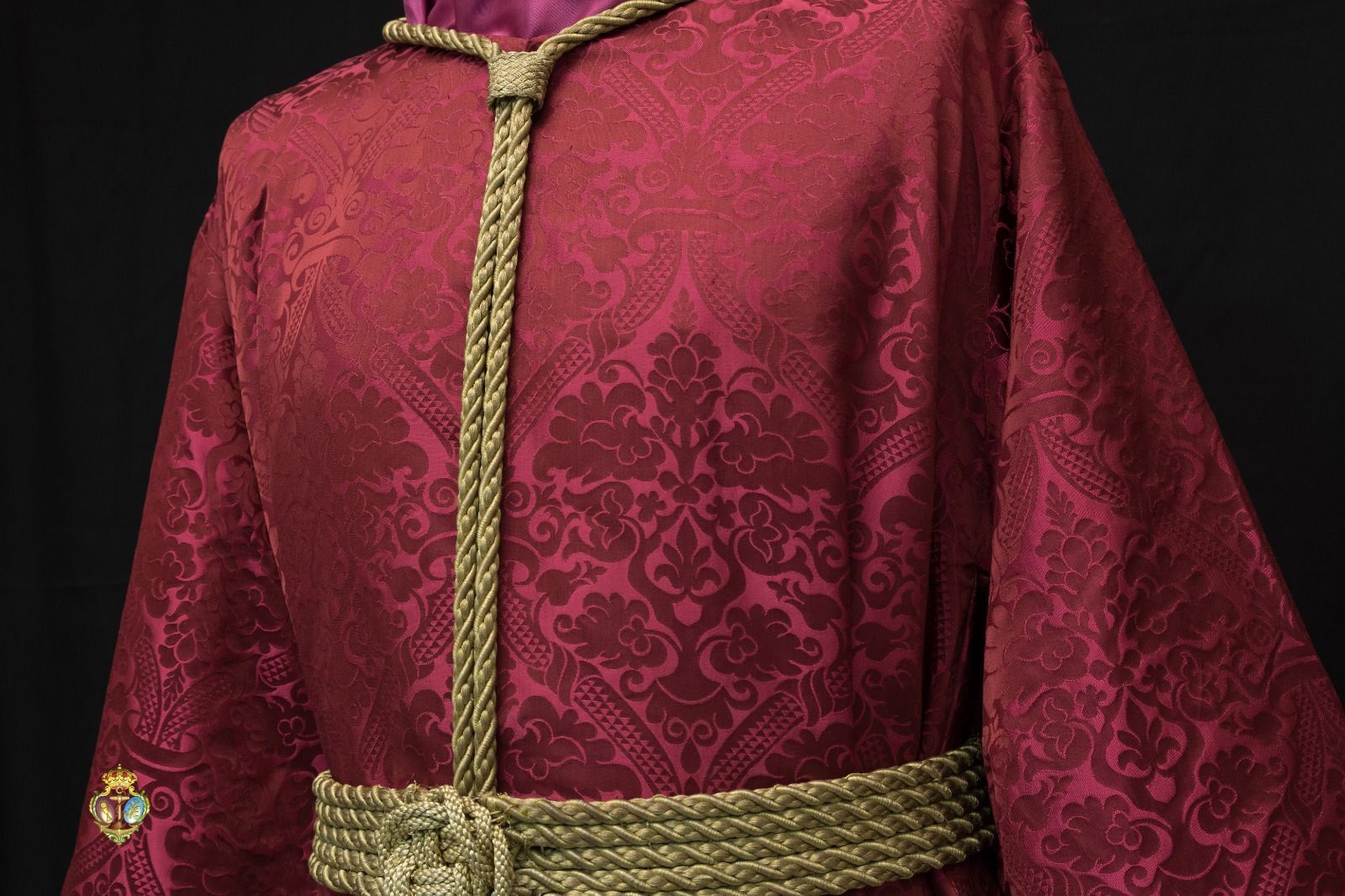 La nueva túnica del Cristo de las Tres Caídasº