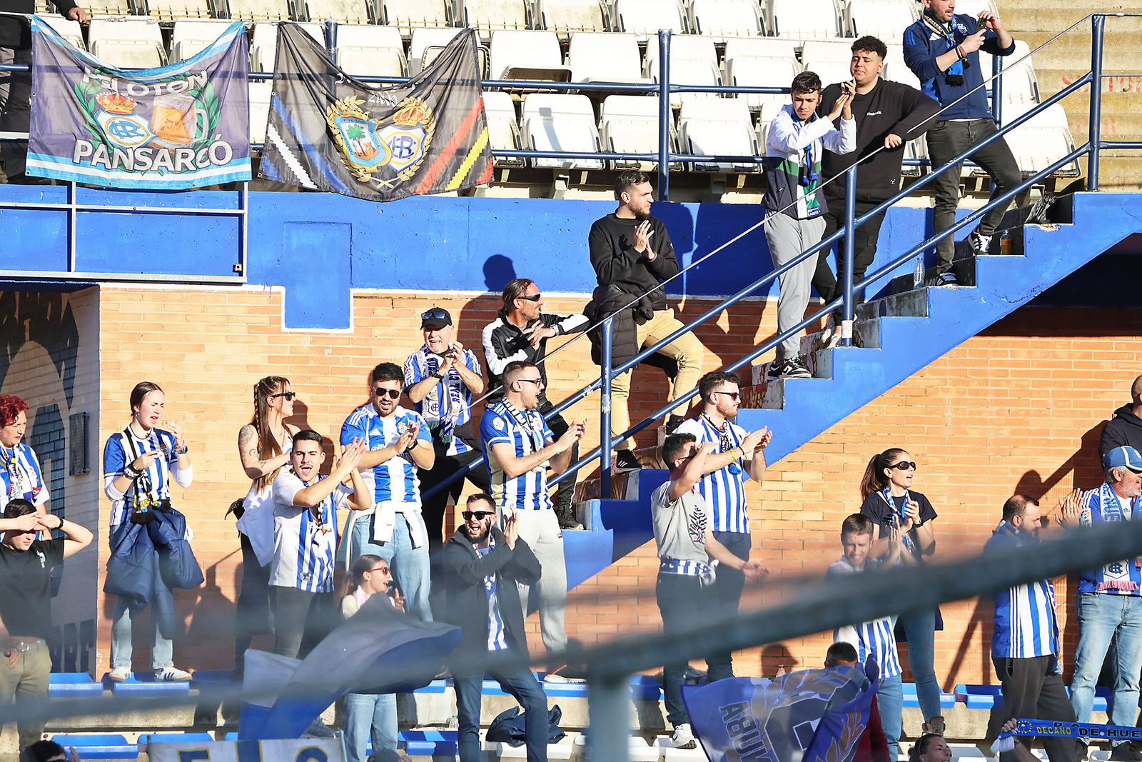 Buscate en las gradas del Nuevo Colombino en el Recreativo de Huelva - Ceuta