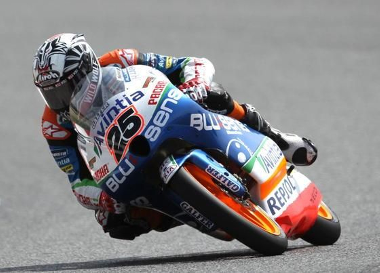 Las imágenes de la carrera de Moto3 del Gp de Cataluña.

Foto: EFE